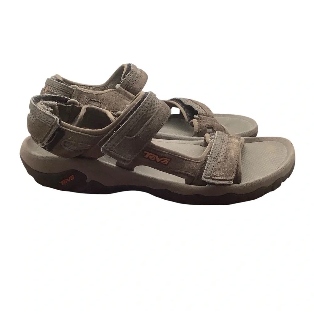 Teva‎ Men’s Tan Sandals size 8